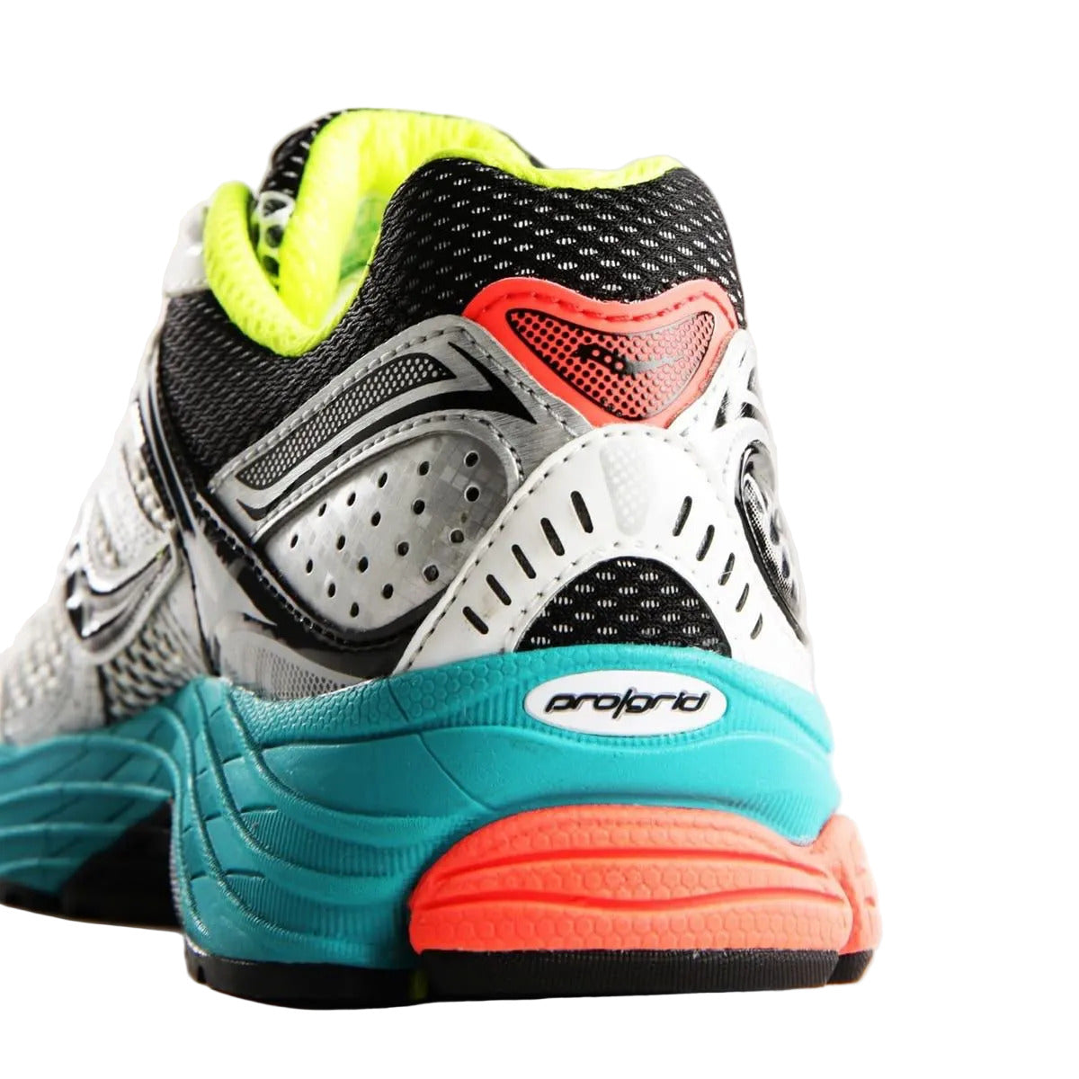 Saucony ProGrid Omni 9 — Mutant